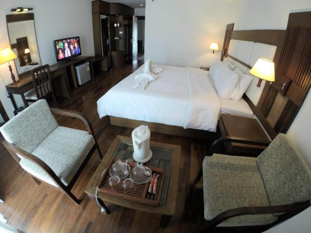 River City Hotel Mukdahan Exterior foto