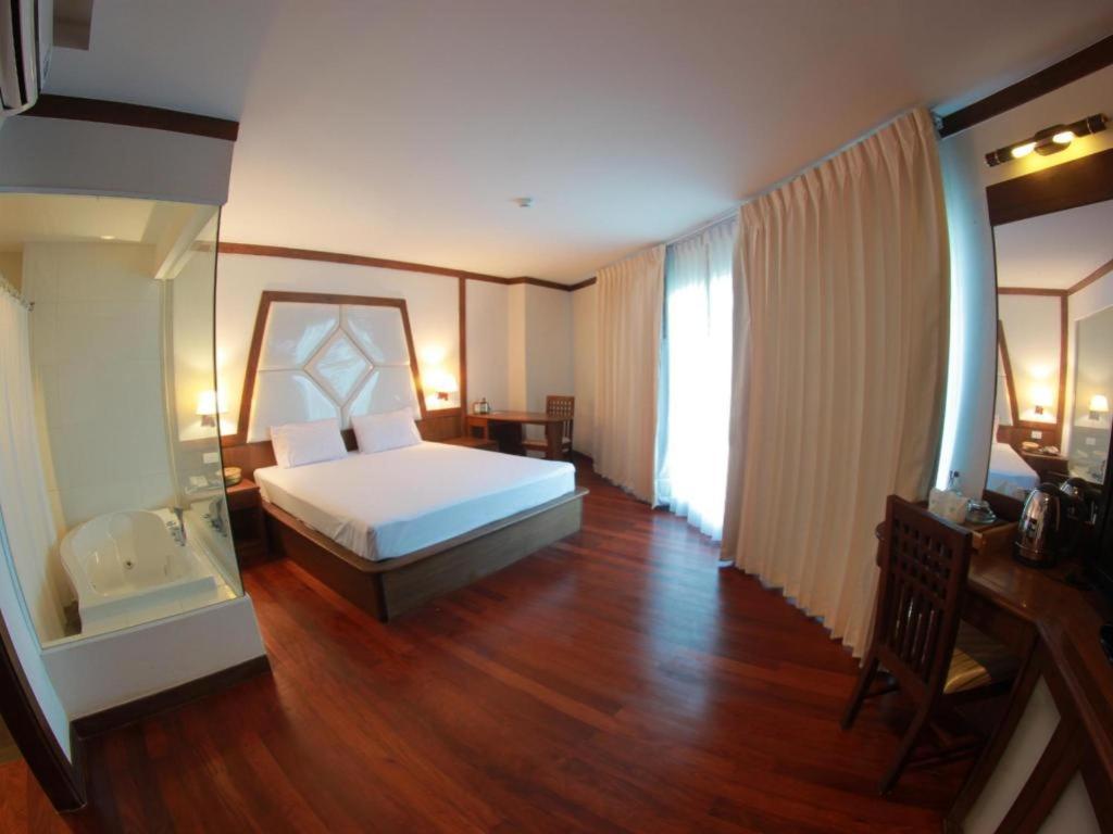 River City Hotel Mukdahan Exterior foto