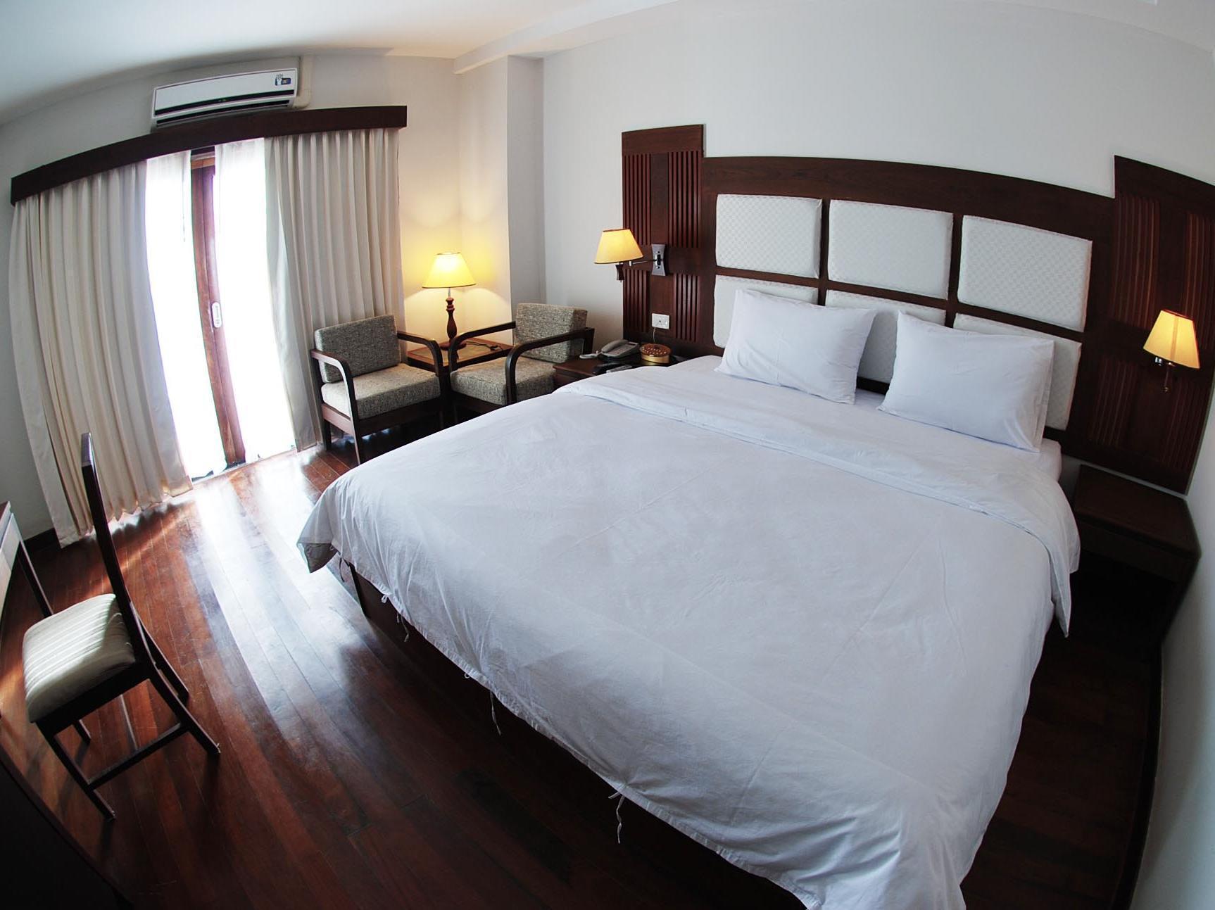 River City Hotel Mukdahan Exterior foto