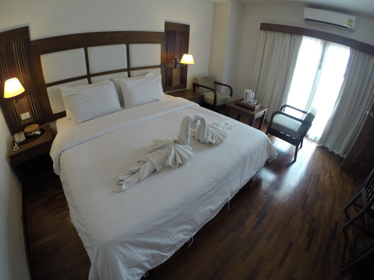 River City Hotel Mukdahan Exterior foto